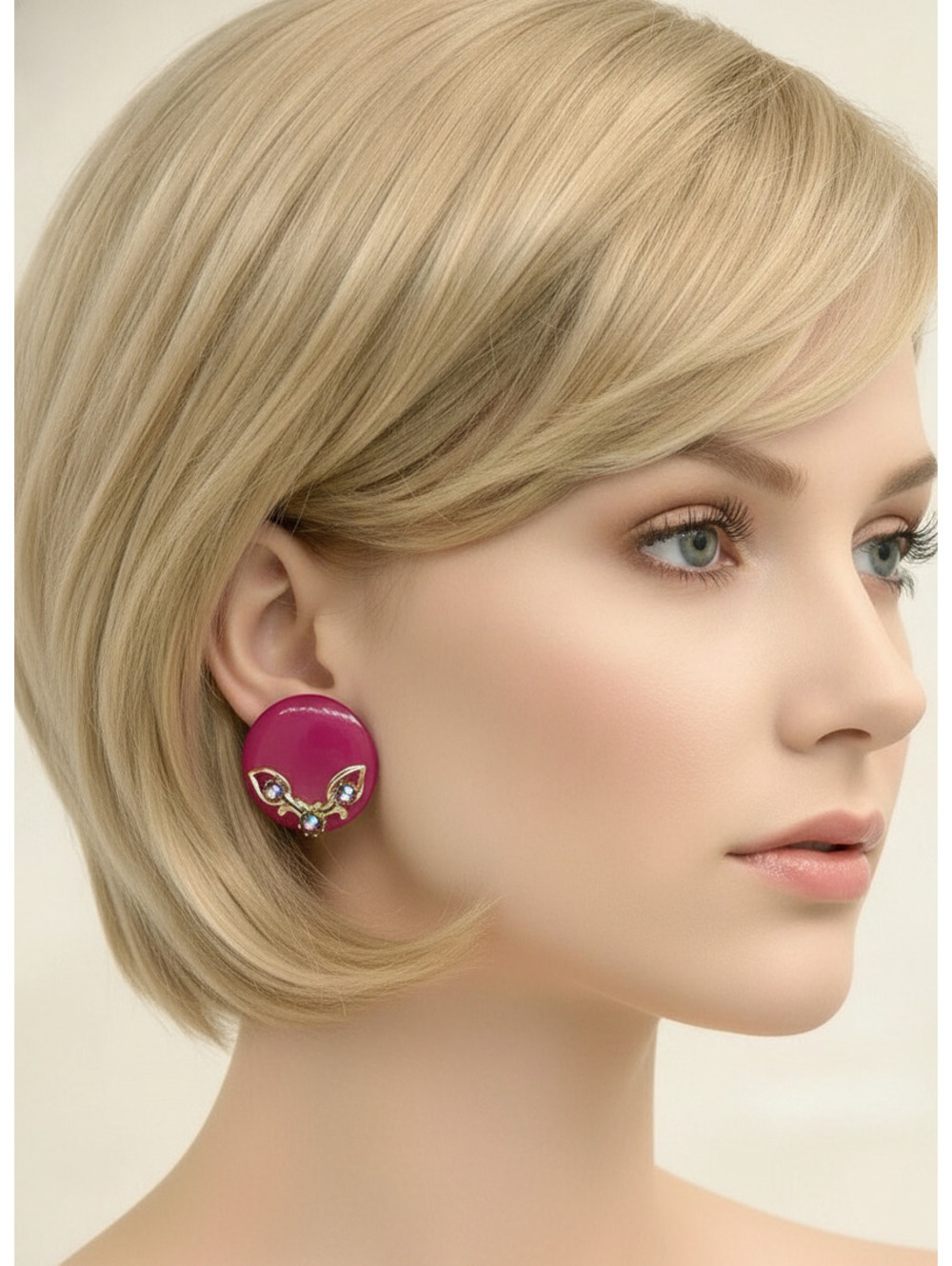 Vintage Pink Aurora Borealis Crystal Clip Earrings - Lightweight Bubble Gum Pink - Picture 1 of 5